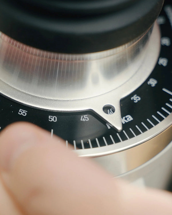 DF64 Gen 2 With Red Titanium Burrs White - Feilai